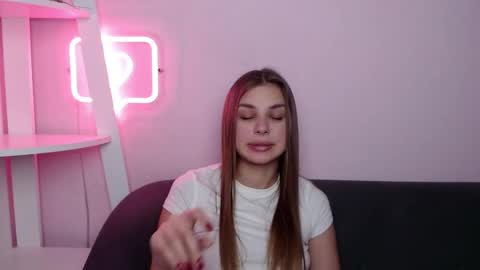 milanaangelas online show from March 7, 2026, 5:54 pm