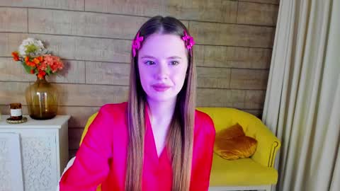 MilanaBalmain online show from February 11, 2025, 5:16 am