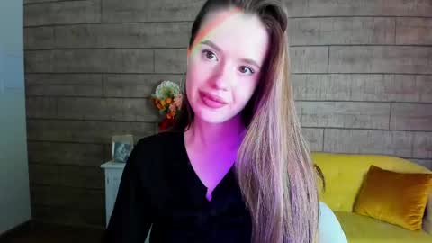 MilanaBalmain online show from February 17, 2025, 10:40 am