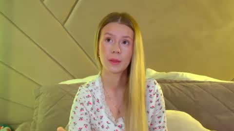 MilanaBalmain online show from July 14, 2026, 4:28 am