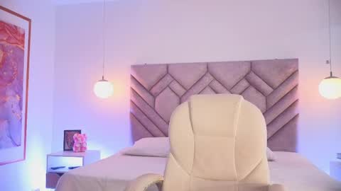 Milan Corleone online show from May 4, 2026, 11:39 am
