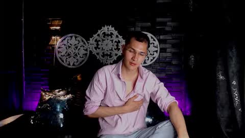 milandavid1 online show from March 18, 2026, 6:22 pm