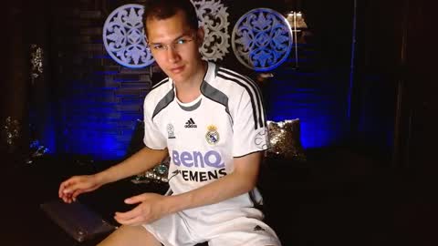 milandavid1 online show from March 31, 2026, 5:46 pm