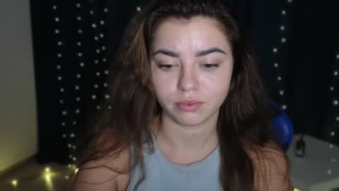 Snapshot of milania_hot_foxy chatting on December 2, 2024, 5:37 am Mila online show from December 2, 2024, 5:37 am