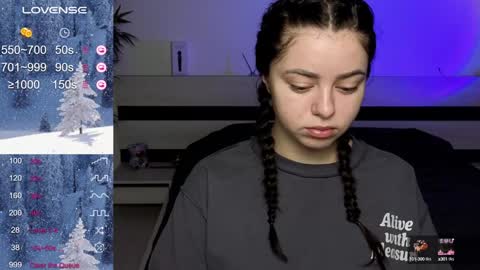 Snapshot of milania_hot_foxy chatting on January 24, 2025, 12:10 pm Mila online show from January 24, 2025, 12:10 pm