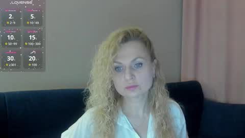 Snapshot of milanna_x chatting on November 18, 2025, 8:02 pm milanna_x online show from November 18, 2025, 8:02 pm