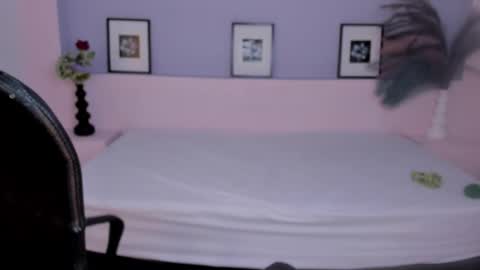 Mila Rose online show from January 3, 2025, 12:08 pm