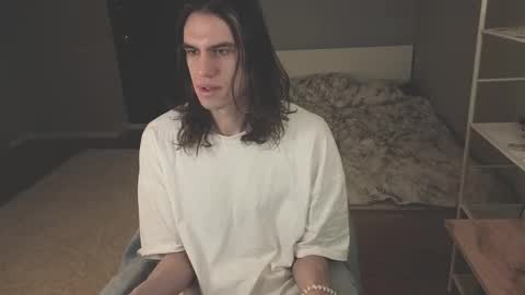 Mila online show from February 13, 2026, 4:58 pm