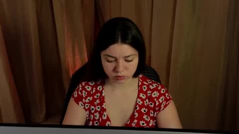 Mila online show from May 7, 2026, 8:03 pm