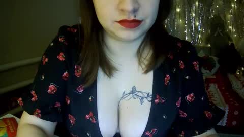 Milaxcute online show from December 20, 2025, 9:11 pm