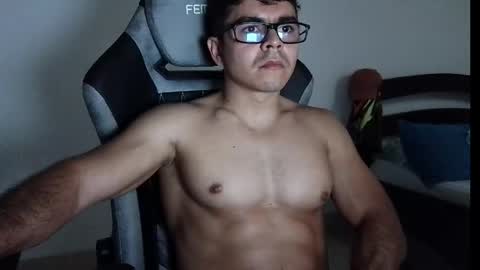 milcaritas3 online show from April 15, 2026, 7:58 pm