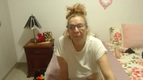 Snapshot of milchanell chatting on September 10, 2025, 6:46 am milchanell online show from September 10, 2025, 6:46 am