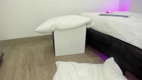 Milena  online show from January 21, 2025, 5:27 am