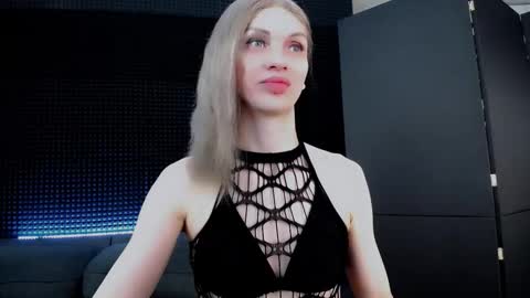 Snapshot of milena_hardy chatting on September 20, 2025, 4:13 am Milena Hardy online show from September 20, 2025, 4:13 am