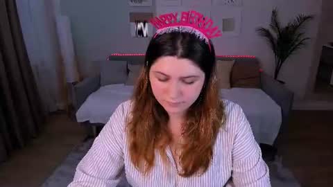 Snapshot of milenafiery chatting on July 21, 2026, 4:48 am milenafiery online show from July 21, 2026, 4:48 am