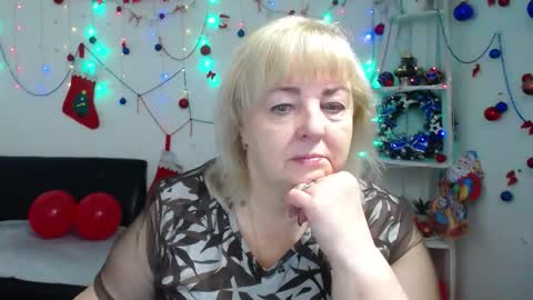 Milena online show from December 23, 2025, 6:11 am