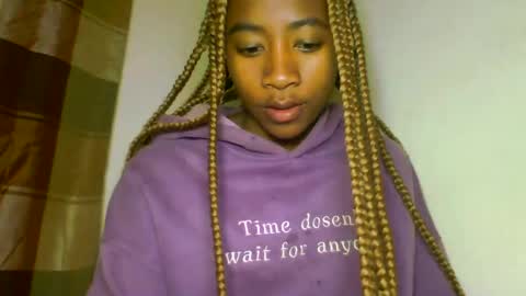 Snapshot of milennah chatting on June 29, 2026, 1:01 am milennah online show from June 29, 2026, 1:01 am