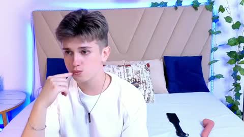 Miles online show from August 4, 2026, 3:53 am