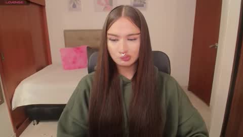 Miley online show from October 24, 2025, 4:25 pm