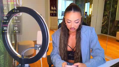 Miley Sin online show from February 8, 2026, 11:02 am