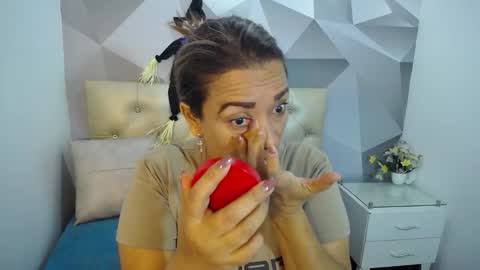 milf_hugeboobs online show from October 30, 2025, 11:00 am