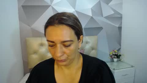 milf_hugeboobs online show from November 10, 2025, 10:47 am