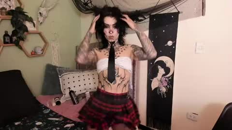 Snapshot of milf_onlyseduction chatting on April 23, 2026, 1:35 pm Isabella online show from April 23, 2026, 1:35 pm