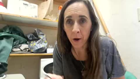 Snapshot of milfqueen831 chatting on December 19, 2024, 10:00 pm Jessica and Roger online show from December 19, 2024, 10:00 pm