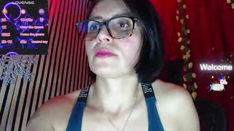 Snapshot of milfsexx_ chatting on October 24, 2025, 1:03 am Andrea online show from October 24, 2025, 1:03 am
