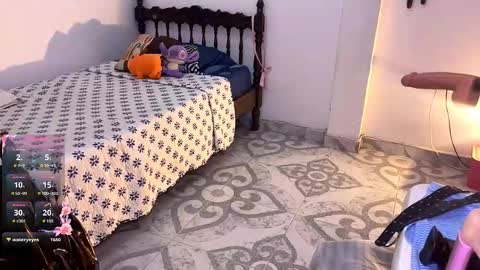 Snapshot of milikitt chatting on September 9, 2025, 5:18 am milikitt online show from September 9, 2025, 5:18 am