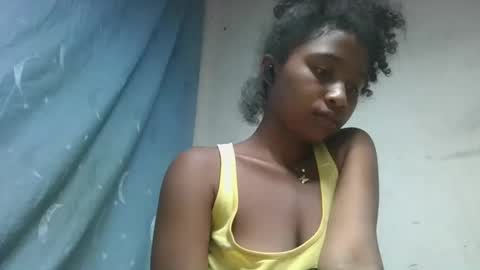 Snapshot of milinasy chatting on March 4, 2026, 7:20 pm milinasy online show from March 4, 2026, 7:20 pm