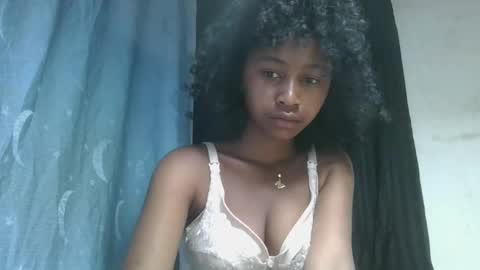 Snapshot of milinasy chatting on March 24, 2026, 8:41 am milinasy online show from March 24, 2026, 8:41 am