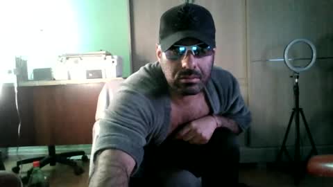 Snapshot of militaryx chatting on June 25, 2026, 5:12 am militaryx online show from June 25, 2026, 5:12 am