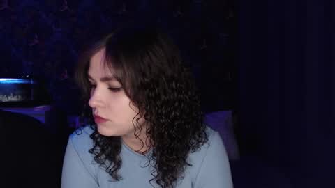 Stella and Neo online show from December 16, 2025, 4:28 am