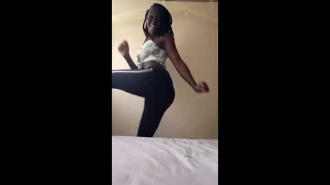 milkanechesa39 online show from February 27, 2026, 10:26 am