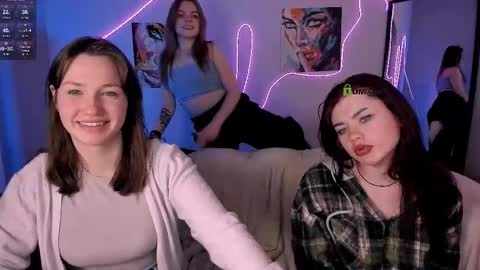 Mila online show from February 3, 2026, 2:53 am