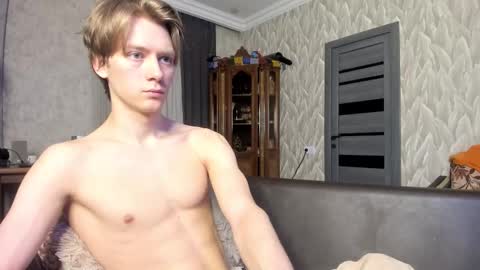 Isaac online show from March 13, 2026, 10:05 pm