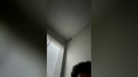 milknhoneyyyy online show from July 14, 2026, 12:24 am
