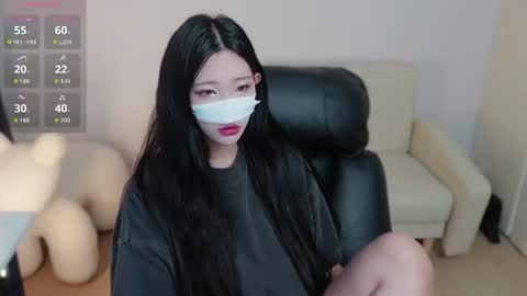 Snapshot of milksola chatting on July 16, 2026, 12:44 pm milksola online show from July 16, 2026, 12:44 pm