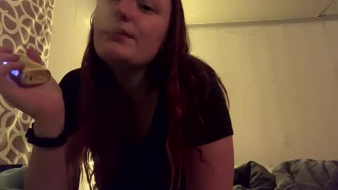 Snapshot of milky_mamaz chatting on December 31, 2024, 3:12 am Milkymama online show from December 31, 2024, 3:12 am