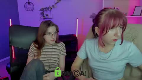milky_mia_ online show from April 30, 2026, 9:19 pm