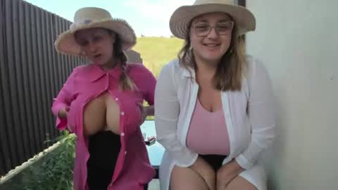 Livia online show from July 28, 2026, 4:30 am