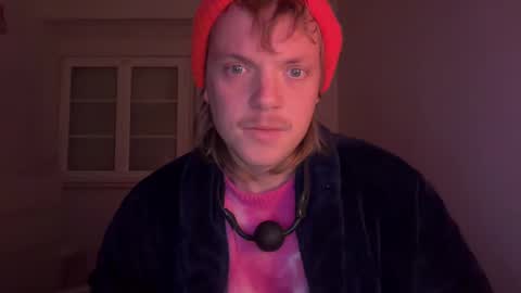 Snapshot of milkymitch chatting on January 4, 2025, 6:41 am Mimi online show from January 4, 2025, 6:41 am