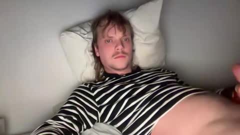 Snapshot of milkymitch chatting on January 9, 2025, 12:46 am Mimi online show from January 9, 2025, 12:46 am