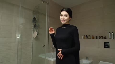 Snapshot of milla_bella chatting on January 6, 2026, 7:28 pm milla bella online show from January 6, 2026, 7:28 pm