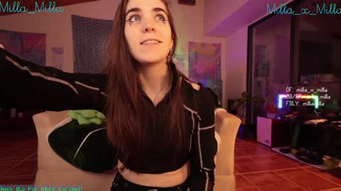 milla_milla online show from February 3, 2025, 6:34 am