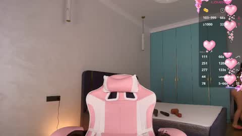 millaa_bella online show from April 26, 2026, 6:38 pm