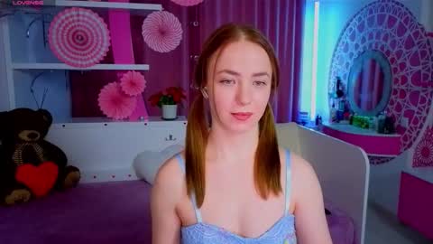 Milana online show from March 26, 2026, 10:48 pm