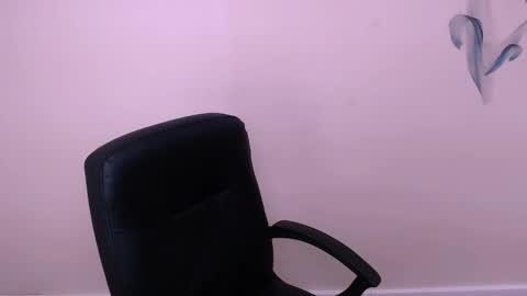 Milla online show from January 6, 2026, 8:07 am