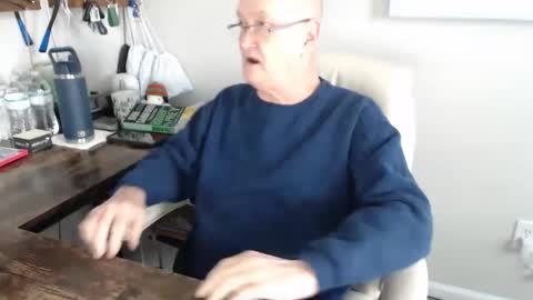 millenium0129 online show from October 29, 2025, 5:25 pm